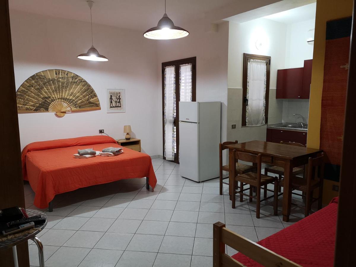 Casa Vacanze Rose E Fiori Sardegna San Vito  Eksteriør bilde
