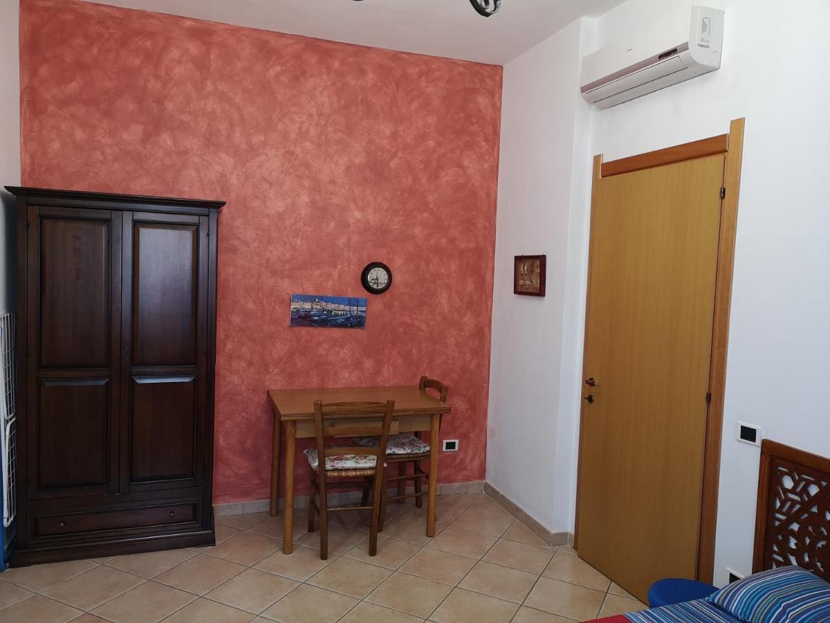 Casa Vacanze Rose E Fiori Sardegna San Vito  Eksteriør bilde