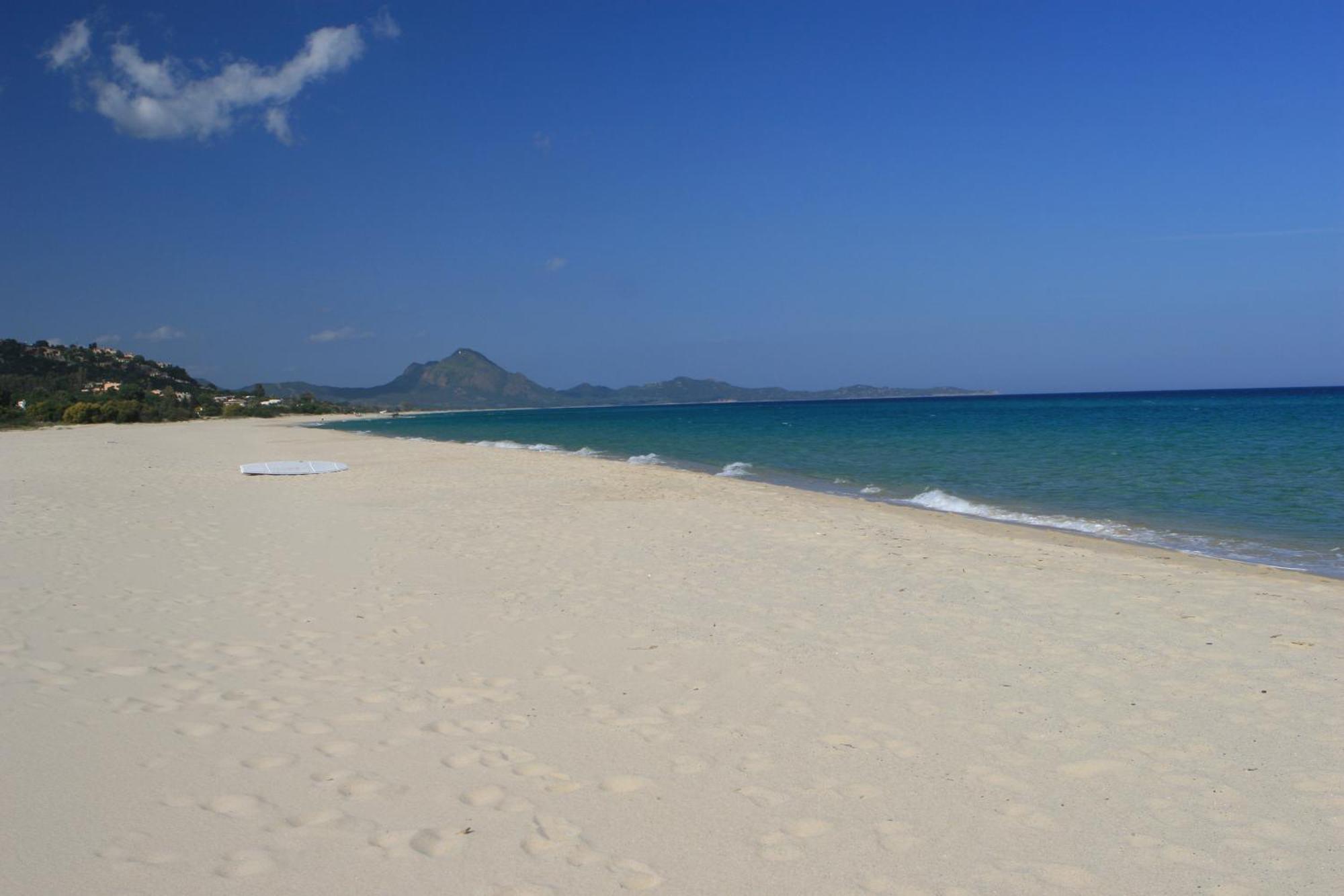 Casa Vacanze Rose E Fiori Sardegna San Vito  Eksteriør bilde