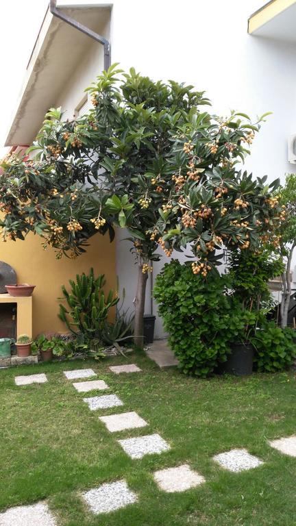 Casa Vacanze Rose E Fiori Sardegna San Vito  Eksteriør bilde